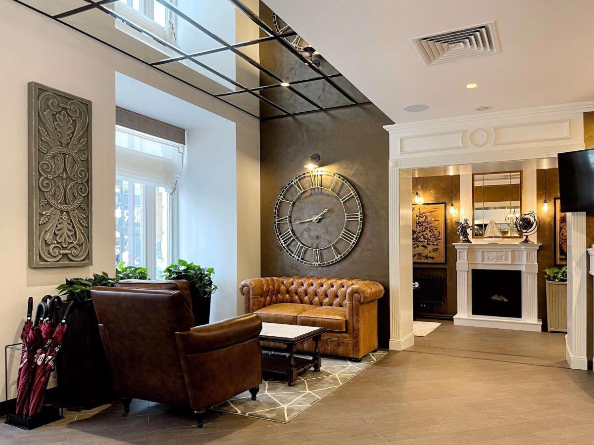 Best Western Plus Market Square Львов Экстерьер фото