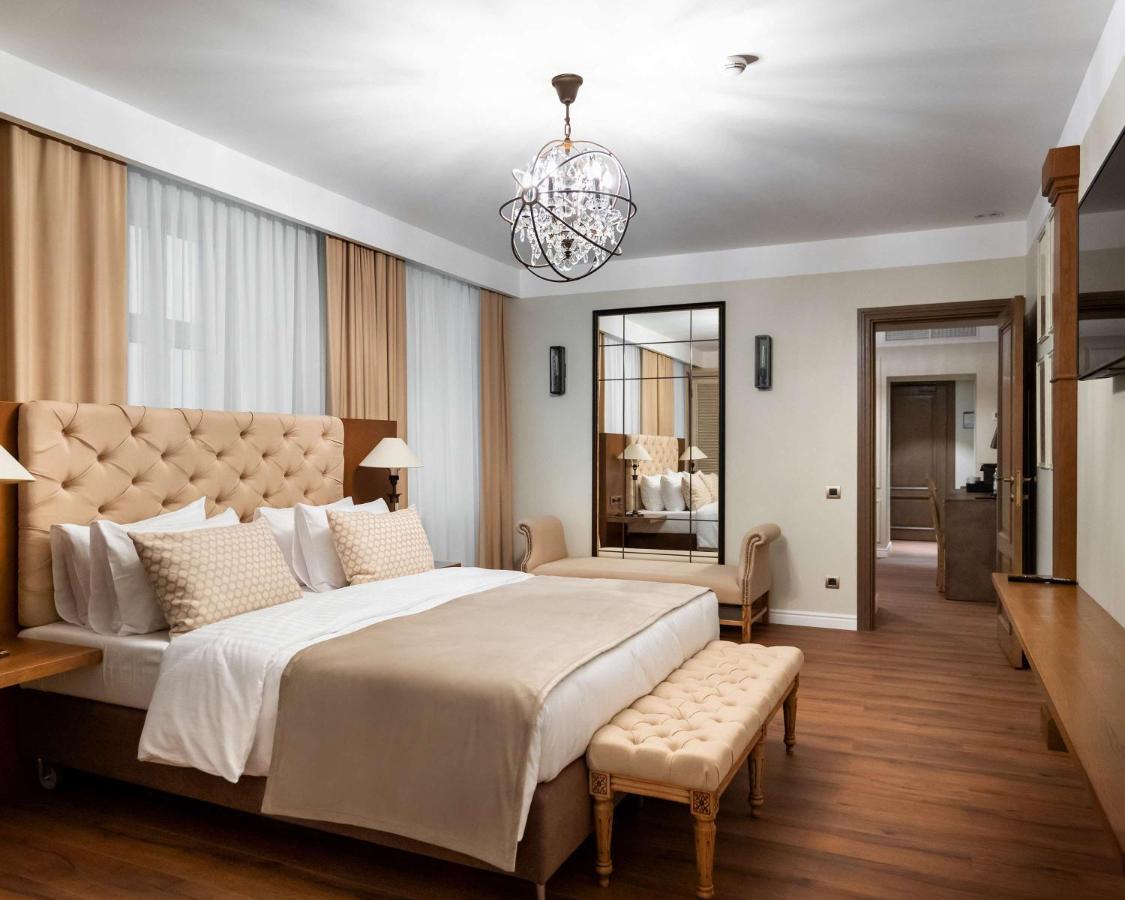 Best Western Plus Market Square Львов Экстерьер фото