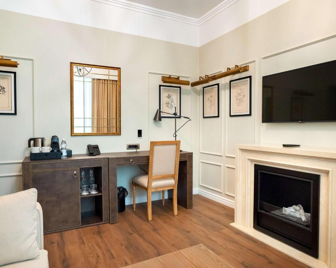 Best Western Plus Market Square Львов Экстерьер фото