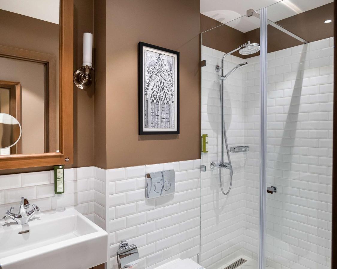 Best Western Plus Market Square Львов Экстерьер фото