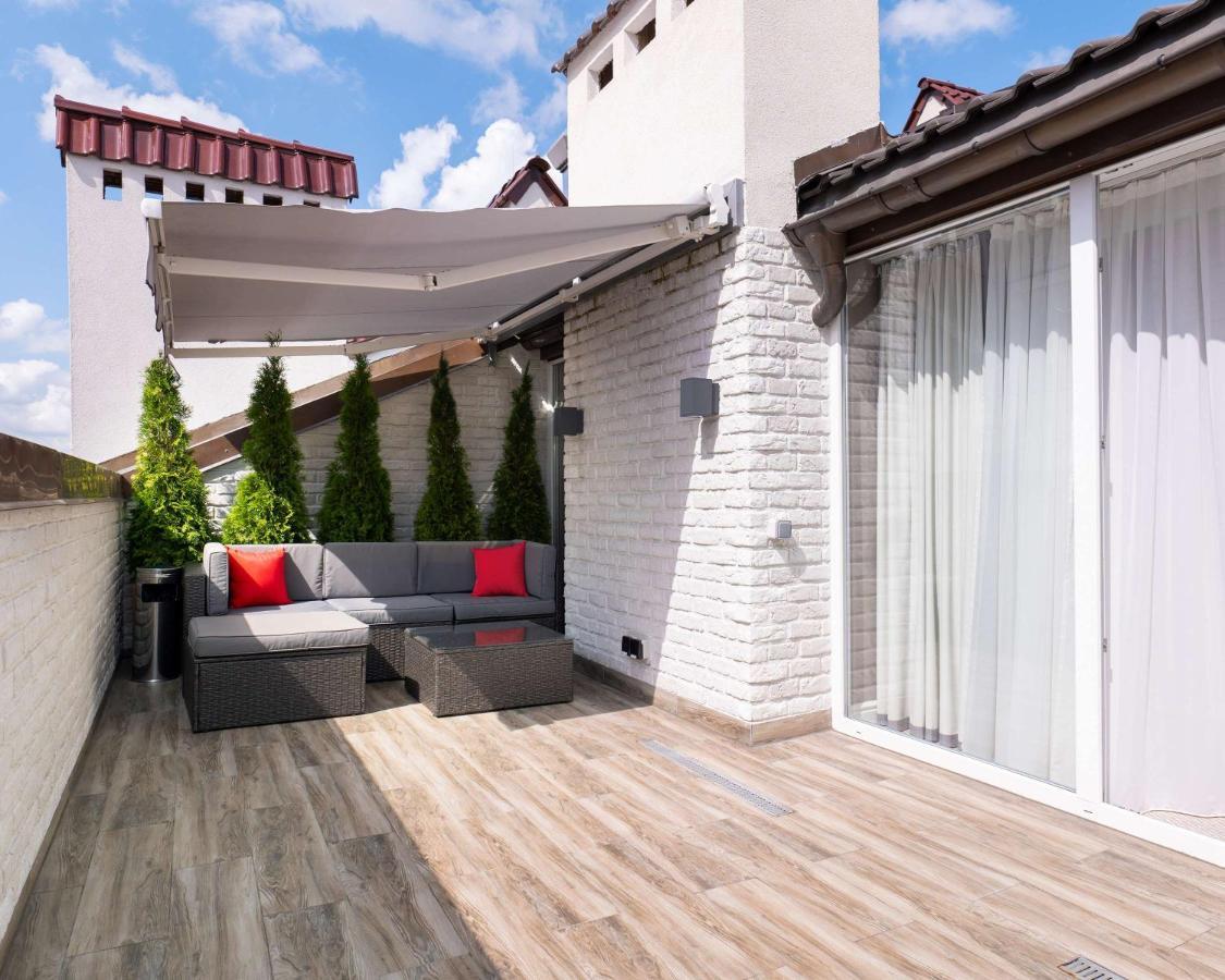 Best Western Plus Market Square Львов Экстерьер фото