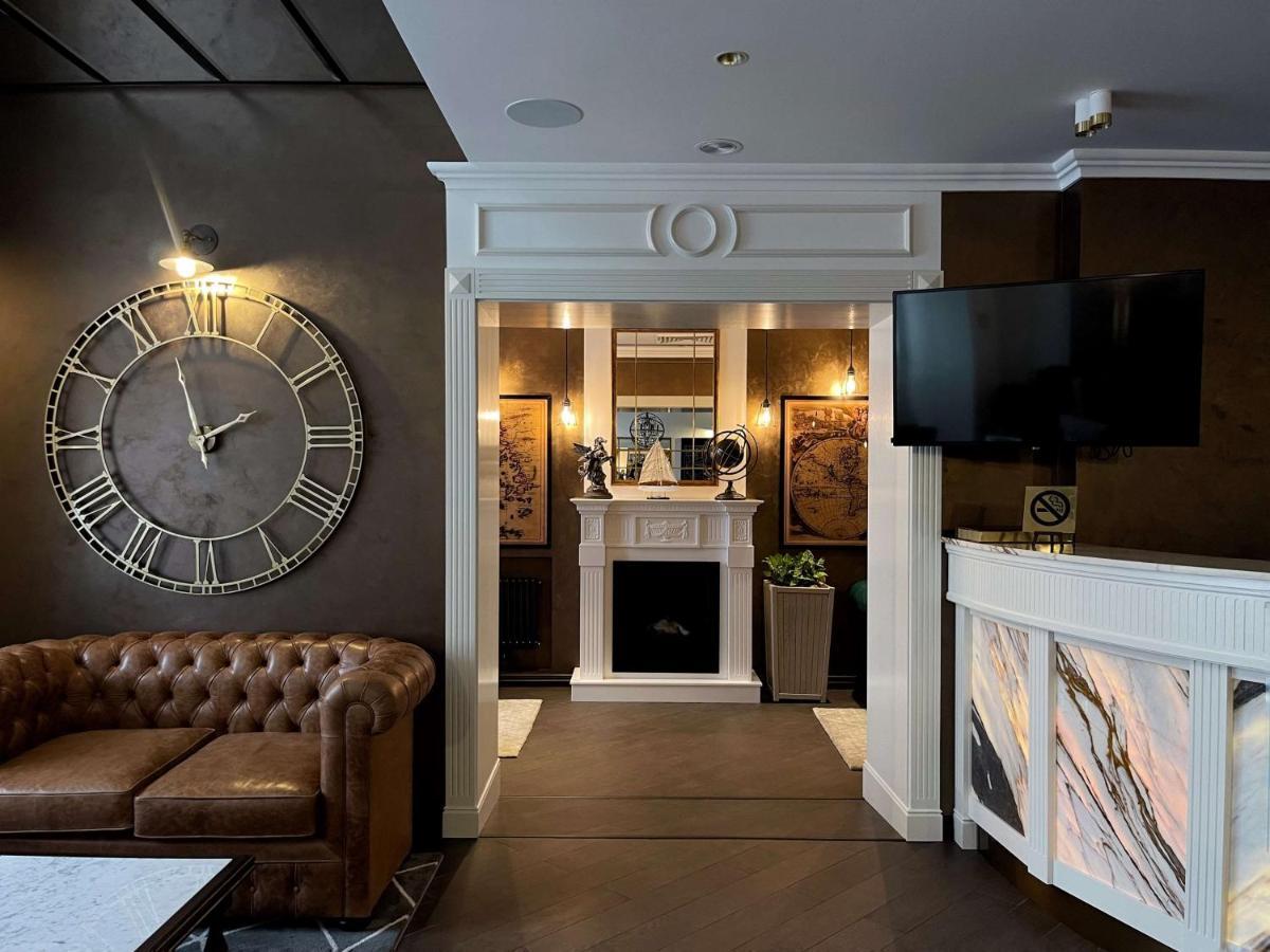Best Western Plus Market Square Львов Экстерьер фото