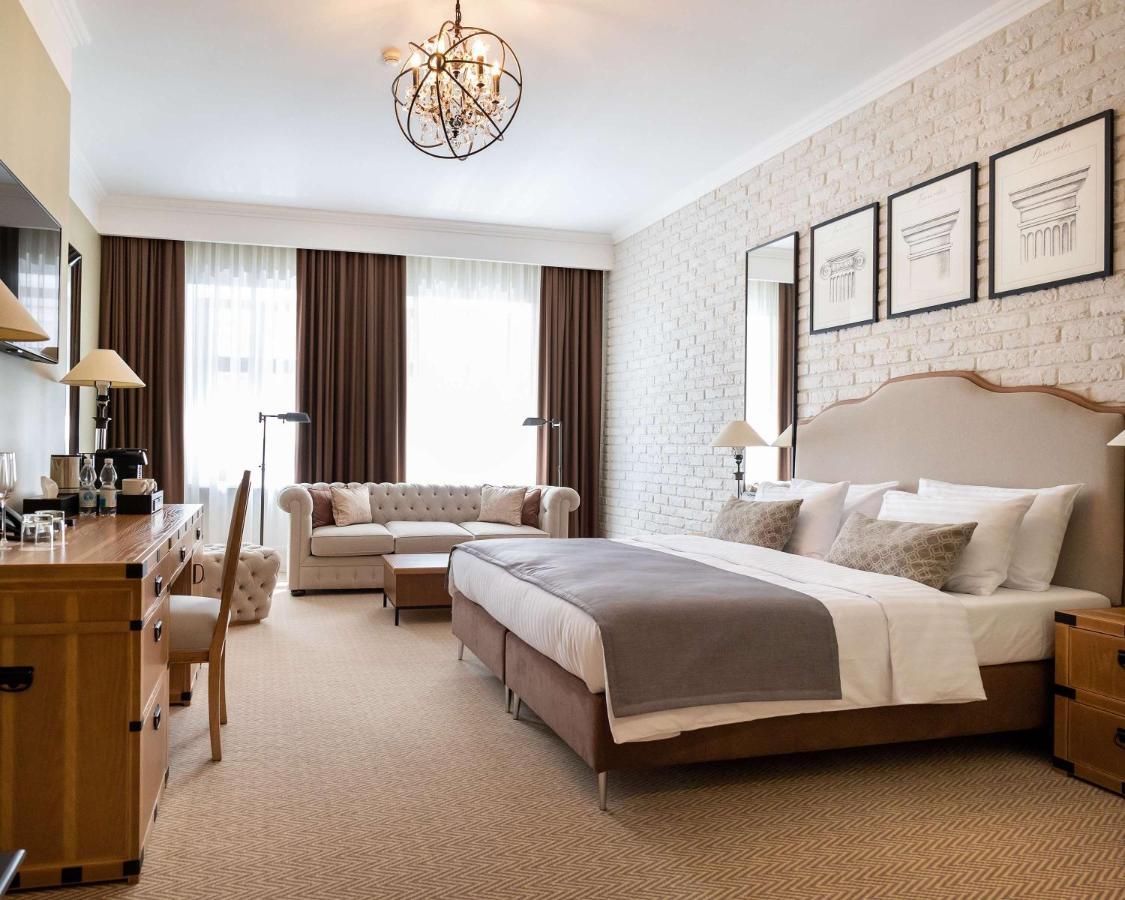 Best Western Plus Market Square Львов Экстерьер фото