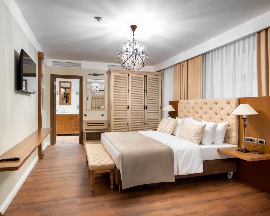 Best Western Plus Market Square Львов Экстерьер фото