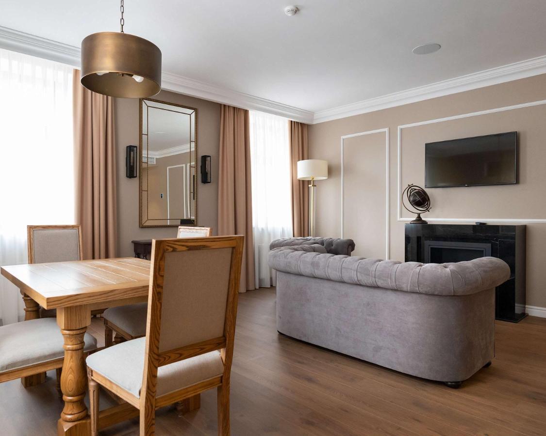 Best Western Plus Market Square Львов Экстерьер фото